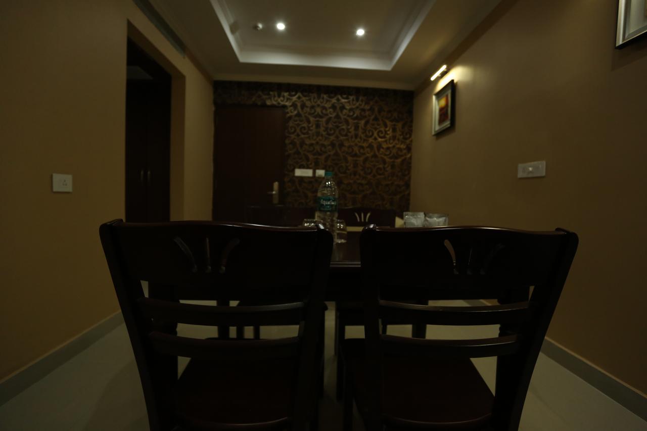 فندق Kamlesh Continental Angul الغرفة الصورة