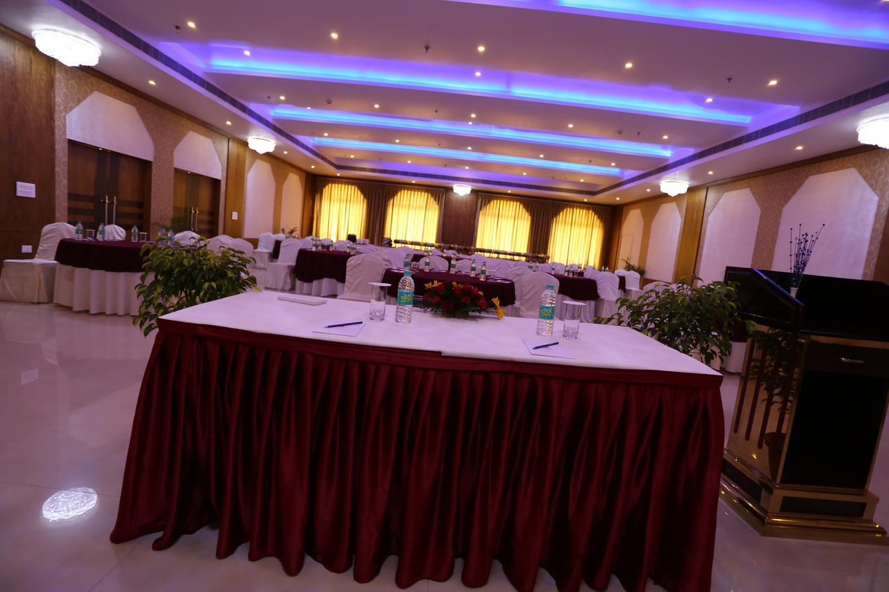 فندق Kamlesh Continental Angul المظهر الخارجي الصورة