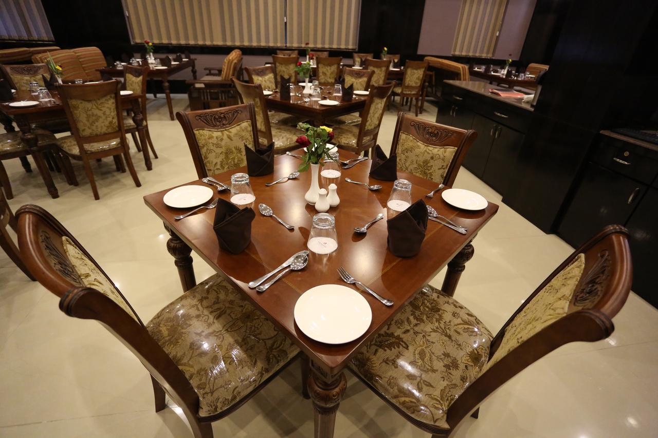فندق Kamlesh Continental Angul المظهر الخارجي الصورة